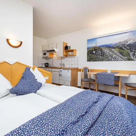 Michis Aparthotel Flachau Exterior photo