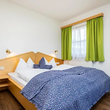 Michis Aparthotel Flachau Exterior photo
